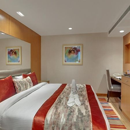 Beacon Hotel Nirman Vihar Нью-Дели Экстерьер фото
