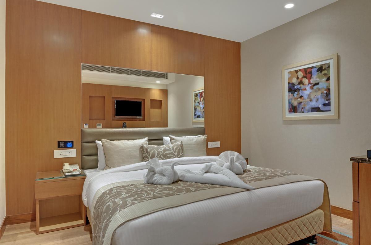 Beacon Hotel Nirman Vihar Нью-Дели Экстерьер фото