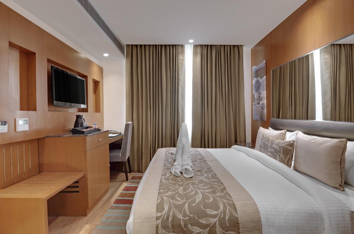 Beacon Hotel Nirman Vihar Нью-Дели Экстерьер фото